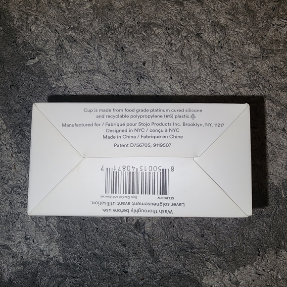 Stojo Collapsible Cup with 4 Reusable Straws - Picture 4 of 6